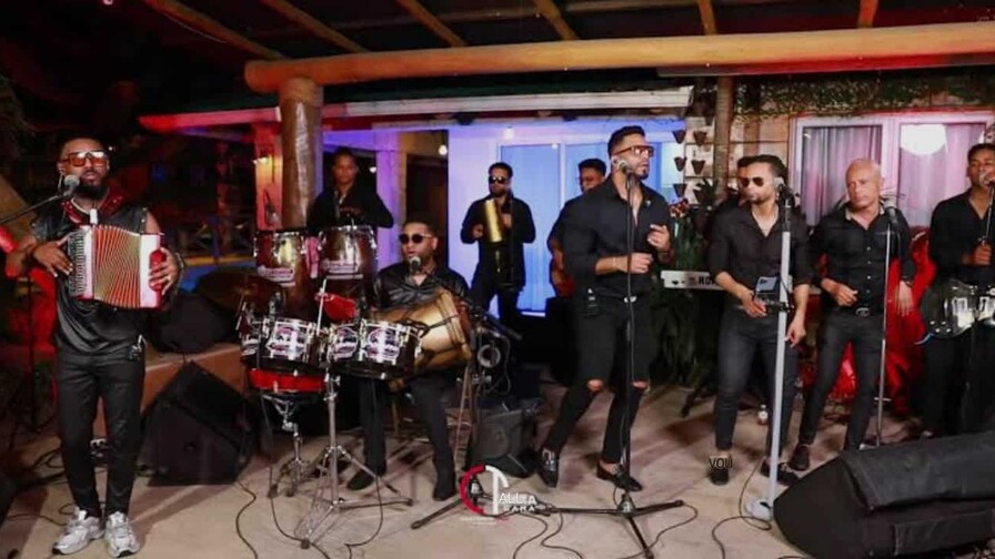 Grupo Diamante Negro recibe reconocimientos en Paterson tras gira por Estados Unidos Grupo Diamante Negro recibe reconocimientos en Paterson tras gira por Estados Unidos