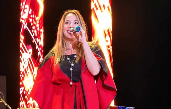 Henya estrenar&aacute; canci&oacute;n in&eacute;dita en los Fox Music USA Latin Awards