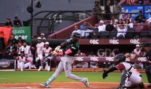 Video | Estrellas vencen a Gigantes y escalan al primer lugar de la tabla de posiciones
