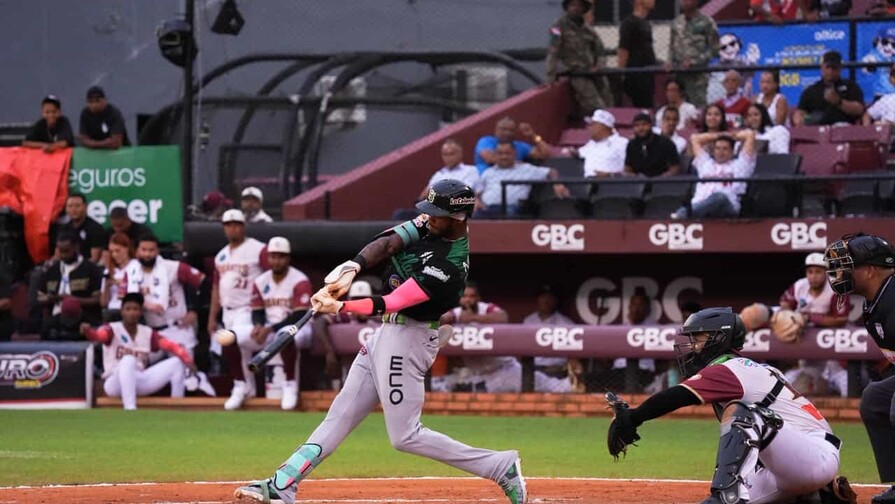 Video | Estrellas vencen a Gigantes y escalan al primer lugar de la tabla de posiciones