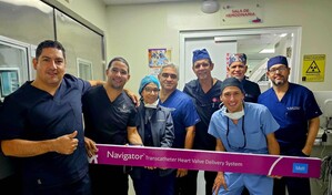 Moderno MCA realiza un procedimiento como reemplazo de cirug&iacute;a a coraz&oacute;n abierto