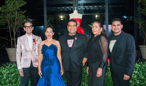 Rafael Rivero propone vestir a Santiago de moda, arte y memoria