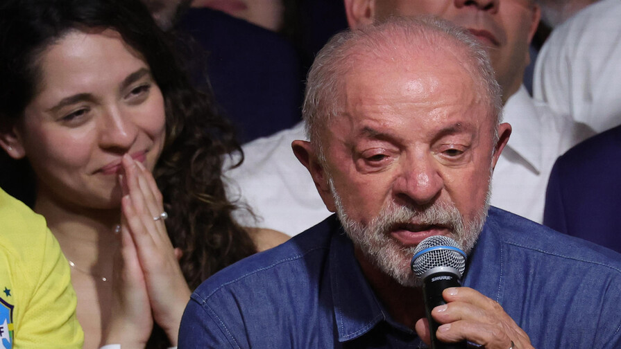 Lula, sobre huida de Fl&aacute;vio a EE.UU.: Quien sale escondido de su pa&iacute;s, debe alguna cosa