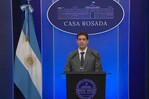 Eduardo Bolsonaro niega que su hermano Flávio se haya fugado de Brasil tras su derrota Eduardo Bolsonaro niega que su hermano Flávio se haya fugado de Brasil tras su derrota