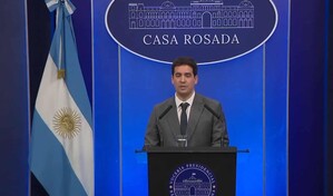 Eduardo Bolsonaro niega que su hermano Fl&aacute;vio se haya fugado de Brasil tras su derrota