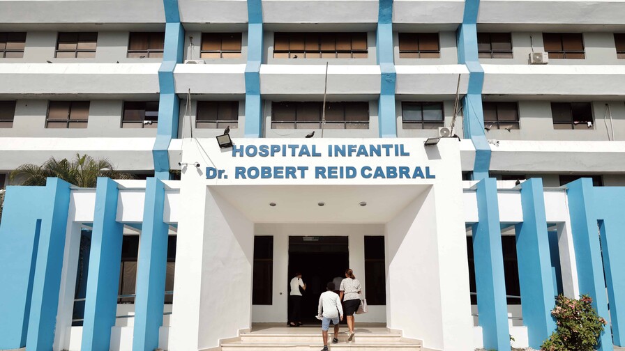 ¿Qué provocó la falla eléctrica en el Robert Reid Cabral? Edesur y el hospital ofrecen explicaciones ¿Qué provocó la falla eléctrica en el Robert Reid Cabral? Edesur y el hospital ofrecen explicaciones