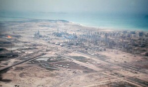 Hut&iacute;es de Yemen atacan la mayor refiner&iacute;a de petr&oacute;leo de Arabia y el Ministerio de Defensa en Riad