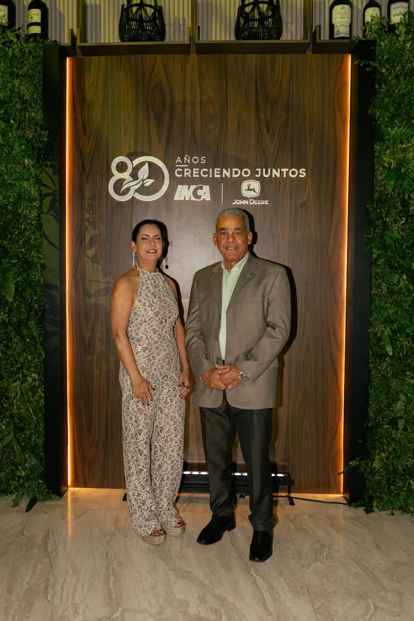Catherine Piña y Miguel Santana.