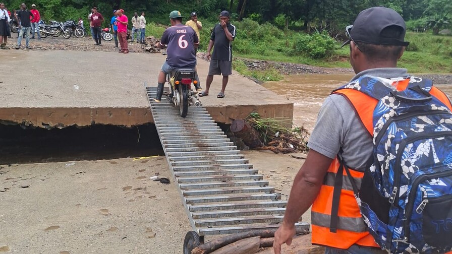 COE y Defensa Civil están alerta ante posibles crecida del río Ozama y en Azua COE y Defensa Civil están alerta ante posibles crecida del río Ozama y en Azua