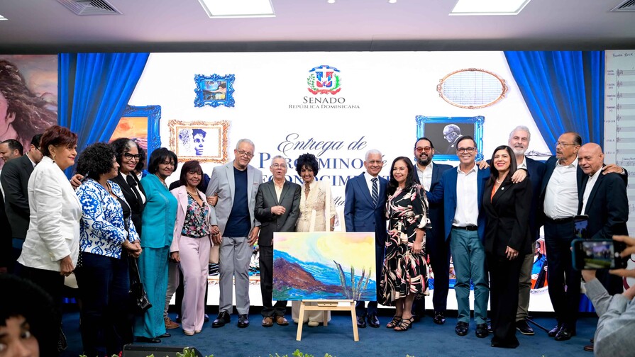 El Senado reconoce a Manuel Tejada y Elsa Núñez por sus aportes a la cultura dominicana El Senado reconoce a Manuel Tejada y Elsa Núñez por sus aportes a la cultura dominicana