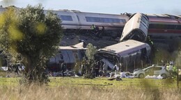 Choque de trenes de alta velocidad en Espa&ntilde;a provoca tragedia ferroviaria