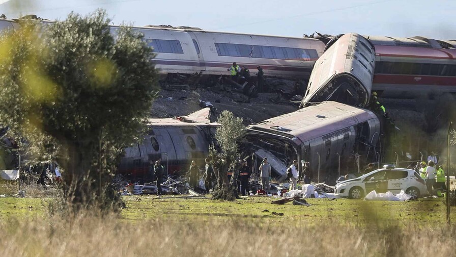 Choque de trenes de alta velocidad en Espa&ntilde;a provoca tragedia ferroviaria