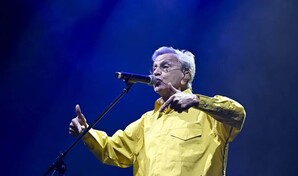 Caetano Veloso demanda a diputado bolsonarista por llamarlo sinverg&uuml;enza