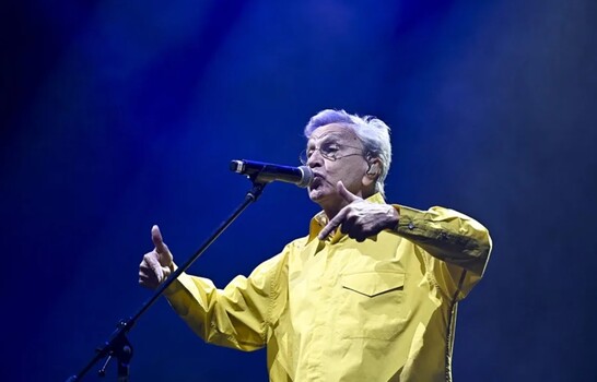 Caetano Veloso demanda a diputado bolsonarista por llamarlo sinverg&uuml;enza
