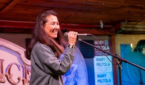 Trump pide que impidan concurrir a candidata dem&oacute;crata al Senado por Alaska por fraude