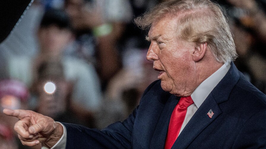 Trump intenta animar a sus bases republicanas en Texas ante el avance dem&oacute;crata