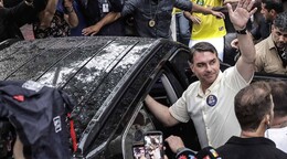 Fl&aacute;vio Bolsonaro se declara verdadero presidente electo de Brasil