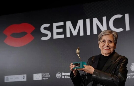 Valeria Sarmiento recibe la Espiga de Honor en la Seminci por su trayectoria en el cine