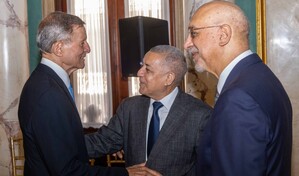 Excanciller Roberto &Aacute;lvarez: urge actuar ante crisis haitiana