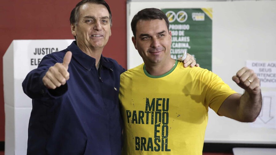 La derecha brasileña respalda el resultado electoral y se distancia de Flávio Bolsonaro La derecha brasileña respalda el resultado electoral y se distancia de Flávio Bolsonaro