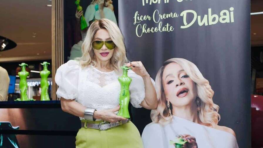 Miriam Cruz presenta su licor Morir Soñando con sabor a chocolate y pistacho Miriam Cruz presenta su licor Morir Soñando con sabor a chocolate y pistacho