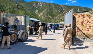 Comercio fronterizo en Jiman&iacute; se mantiene activo pese a inminente ofensiva contra las bandas