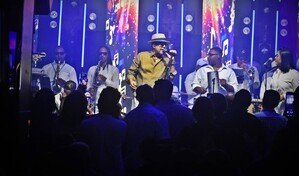Fernando Villalona ofrece un concierto lleno de emociones en Lungomare