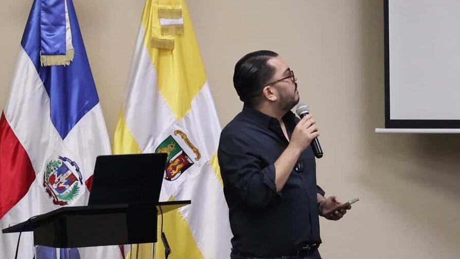 La UCSD organiza conferencia sobre creatividad e inteligencia artificial en la publicidad