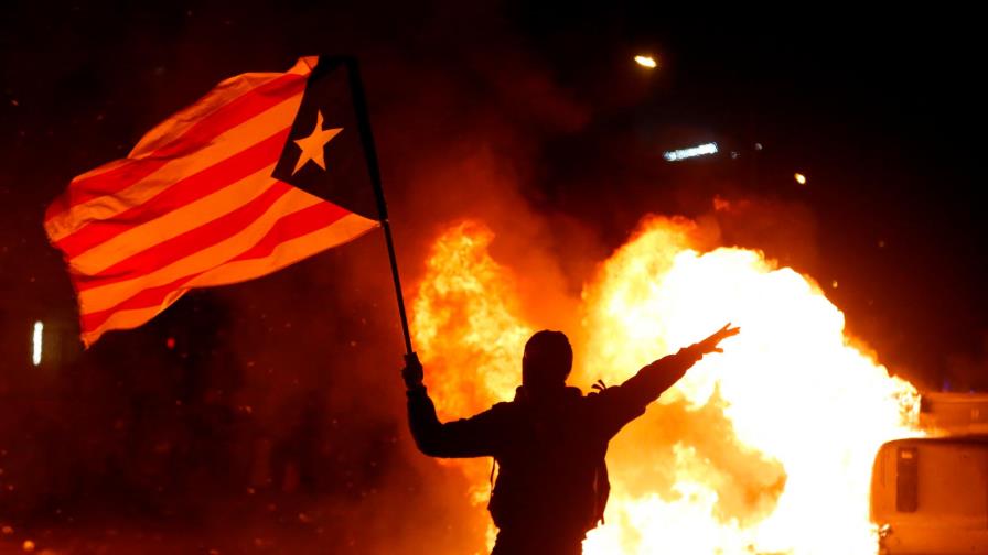 El clásico Barca-Madrid se saldó con 46 heridos por protestas independentistas