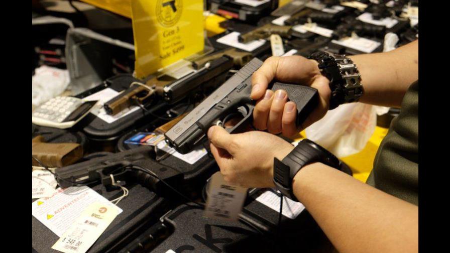 COVID-19 dispara venta de armas en EE.UU. a segunda más alta de la historia