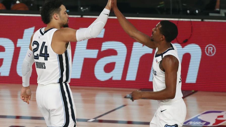 Grizzlies consiguen 1er triunfo desde reinicio de temporada
