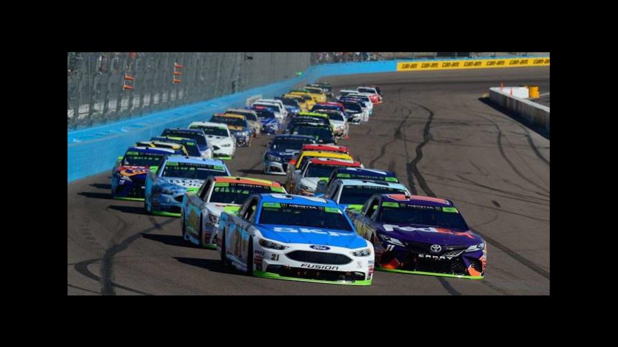 La carrera virtual de NASCAR llegó a casi al millón de espectadores