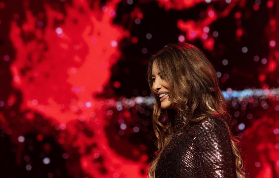 Emotivo reencuentro de Myriam Hernández con el público en el inicio de su gira