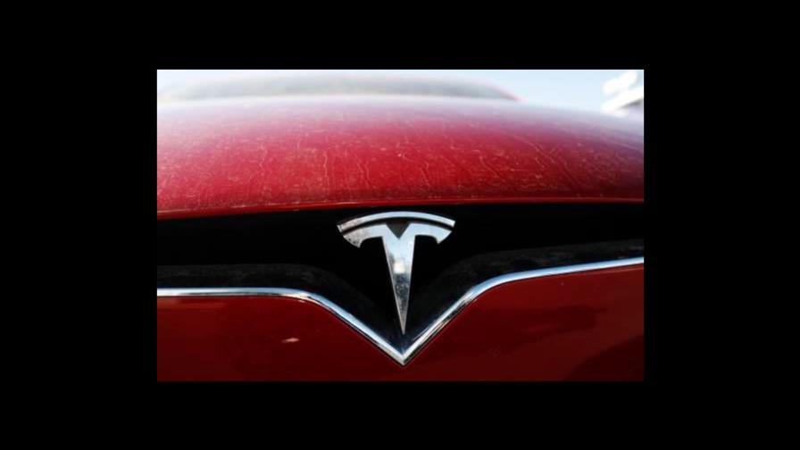 Bolsonaro dice que su agenda en EEUU incluye atraer a Tesla a Brasil