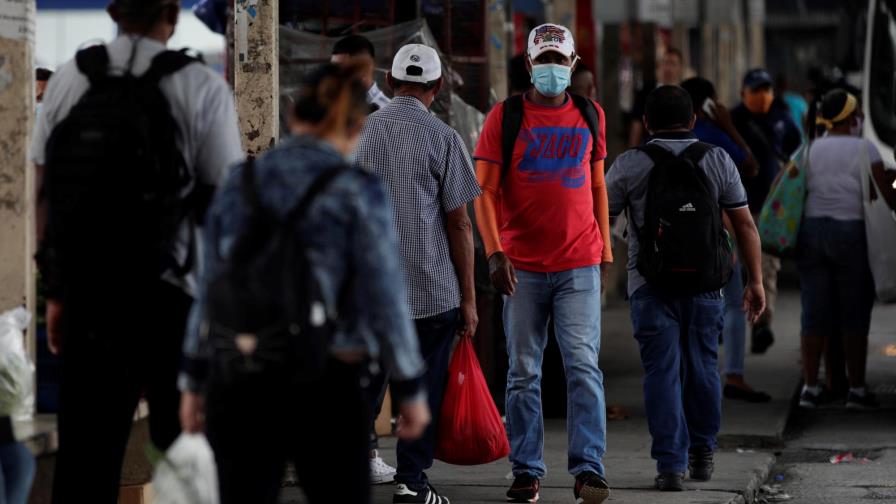 Un tercio de los jóvenes latinoamericanos resta importancia al coronavirus