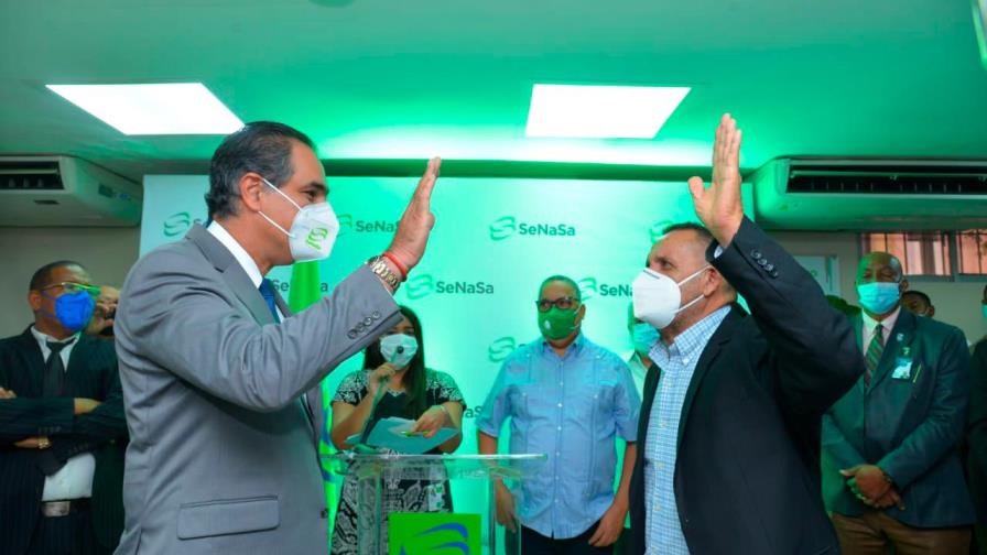 Senasa juramenta a Hipólito Medina como subdirector nacional 