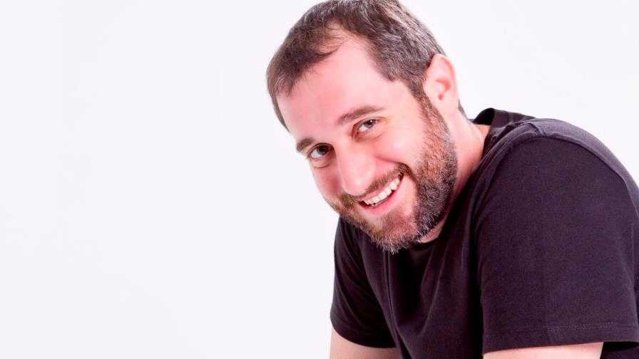 Carlos Sánchez anuncia show para las madres