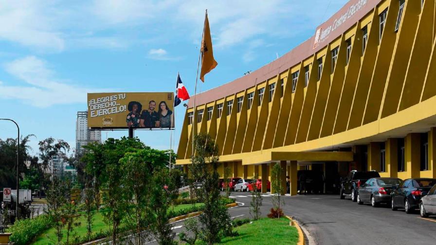 JCE suspende temporalmente servicios en tres centros JCE suspende temporalmente servicios en tres centros