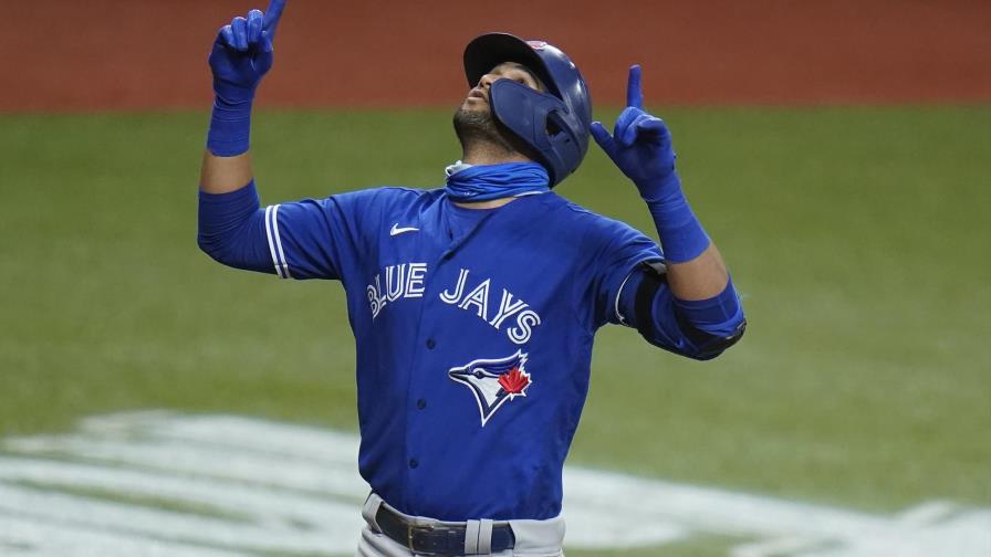 Grichuk se vuela la barda y Azulejos vencen 6-4 a Rays