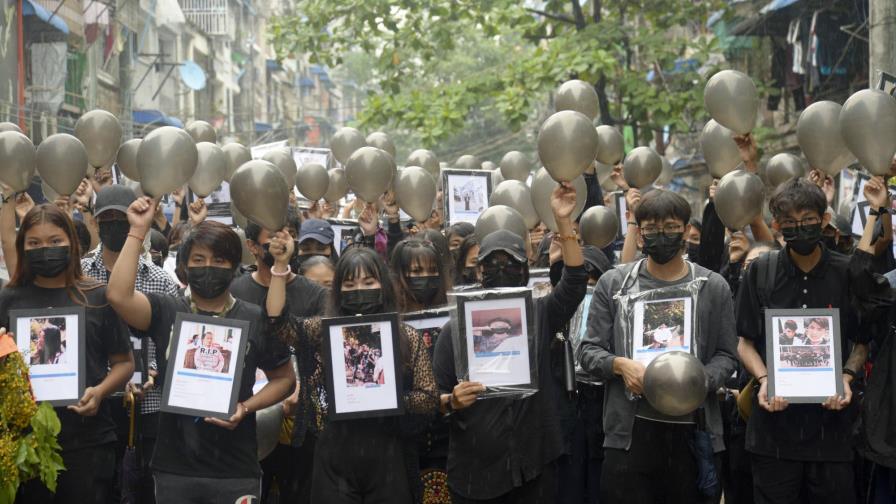 Gobierno de Myanmar va contra famosos que apoyan protestas