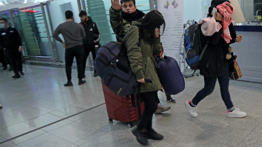 Bielorrusia ofrece comida y ropa a migrantes en la frontera Bielorrusia ofrece comida y ropa a migrantes en la frontera