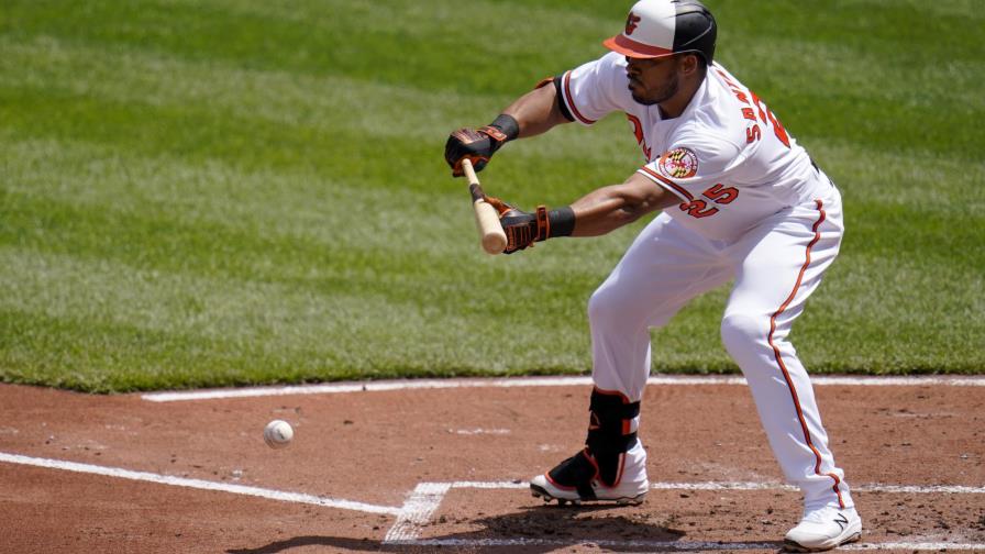 Orioles: Anthony Santander fuera por esguince de tobillo