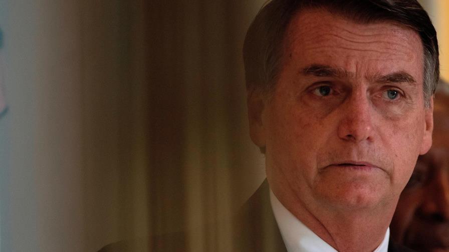 ¿Qué quieren que haga, responde Bolsonaro a subida de muertes por COVID-19