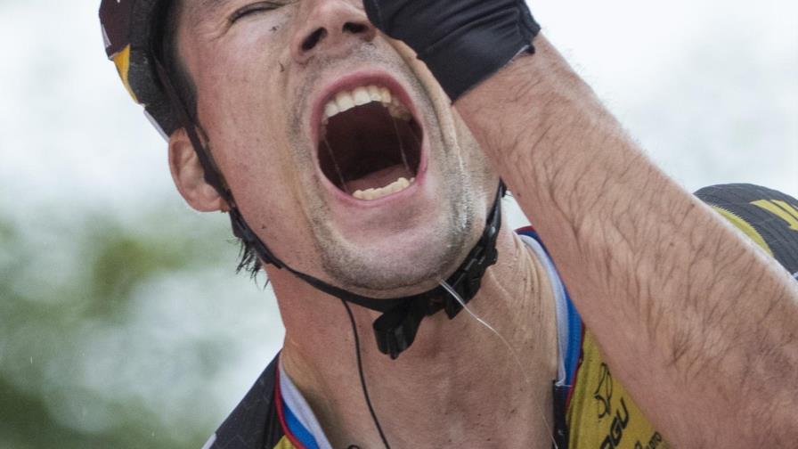 Roglic domina en la montaña, recupera liderato de la Vuelta