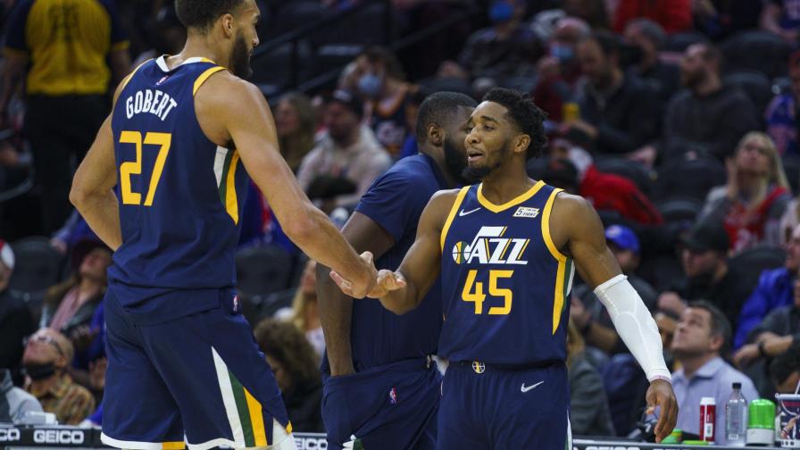 Mitchell y Gobert guían a Jazz a sexta victoria seguida