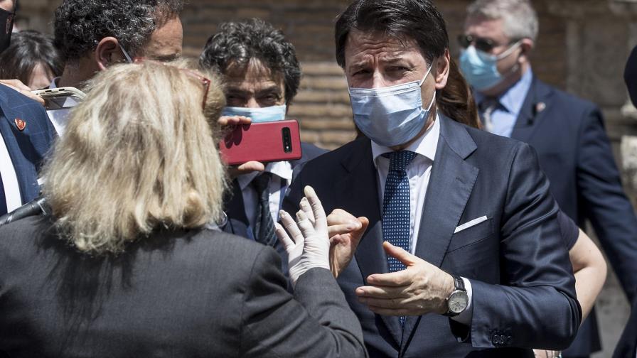 Acusan a jóvenes italianos de ignorar normas contra el virus