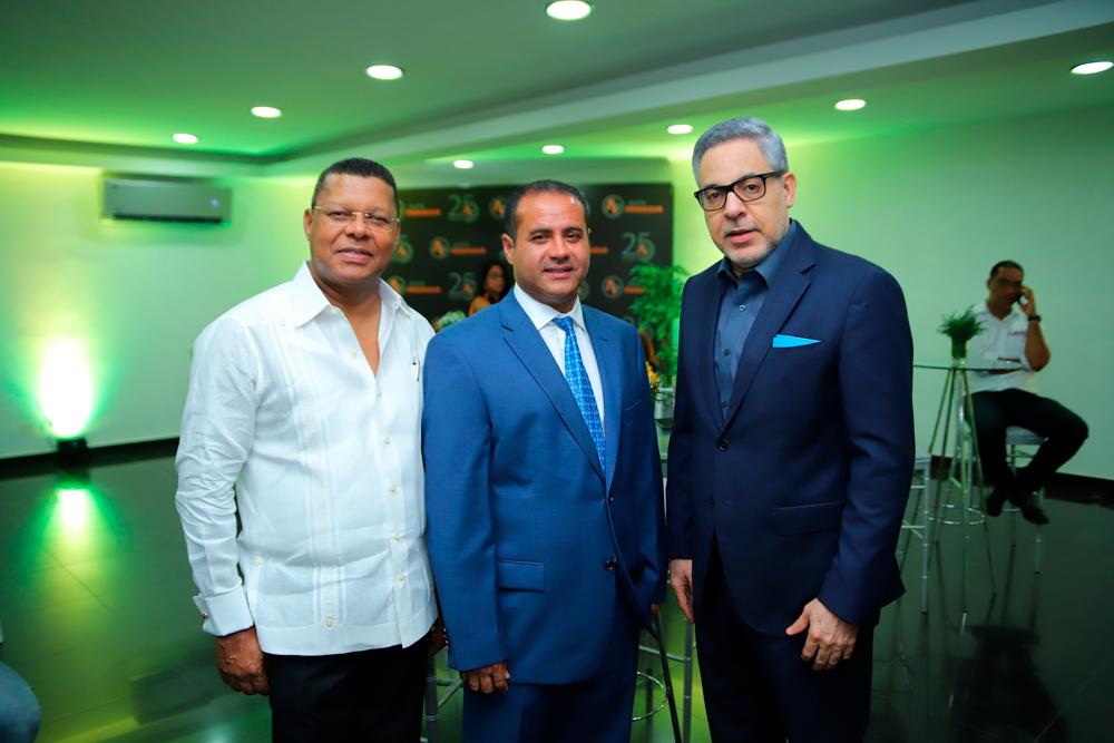 Dany Alcantara, Manuel Paniagua y Pablo  Mckinney