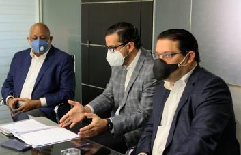Conep entrega propuestas a cumbre que propicia Abinader