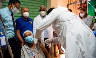 Más de cien mil personas han recibido la primera vacuna en RD