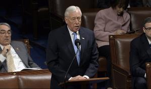 Inicia sesión de cámara para votar juicio político a Trump